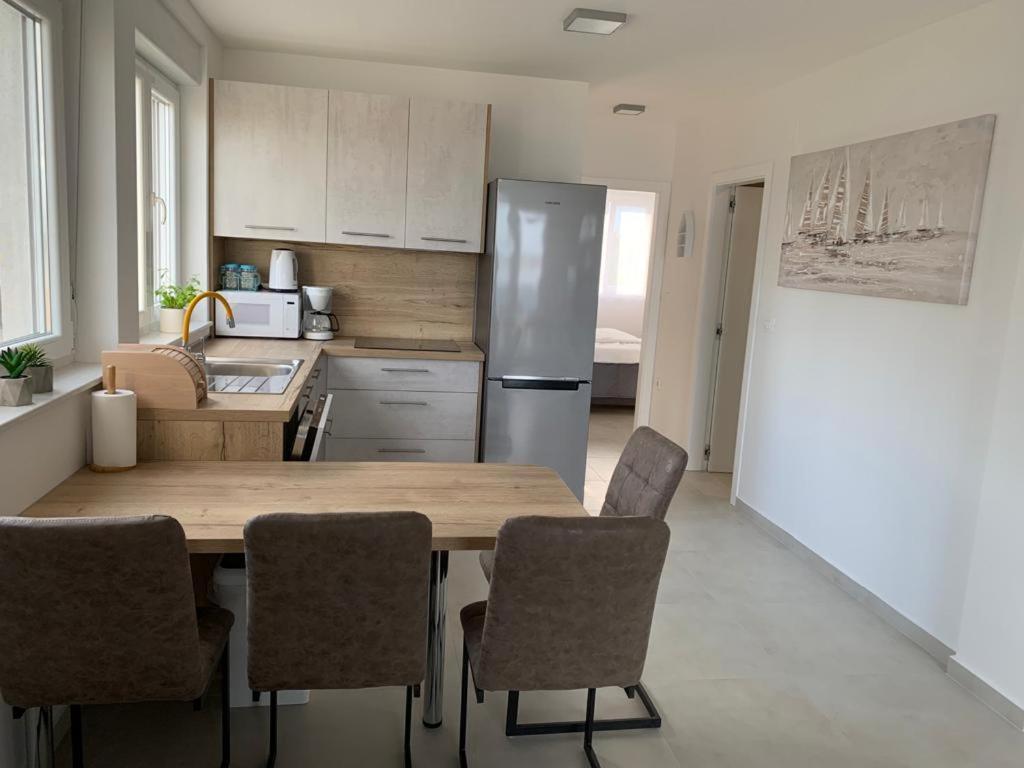 Apartmani Sunside Nin Exterior photo